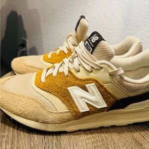 New Balance 997H in the 'Sea Salt Timberwolf' RARE